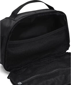 Under Armour Toiletries Bag - Black -Golf Essentials Shop uatoiletbagblack.jpg1 .jpg11