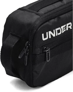 Under Armour Toiletries Bag - Black -Golf Essentials Shop uatoiletbagblack.jpg1 .jpg1